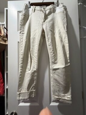 Hudson Lana maternity jeans.